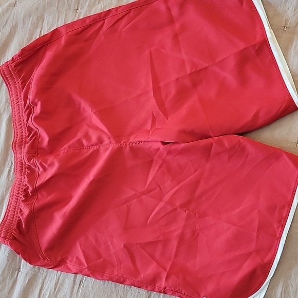 Nike Kids' White, Red, and Black Shorts Set - Picture 7 of 12